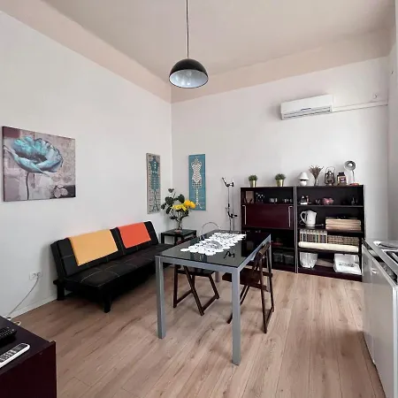 Platana Apartman
